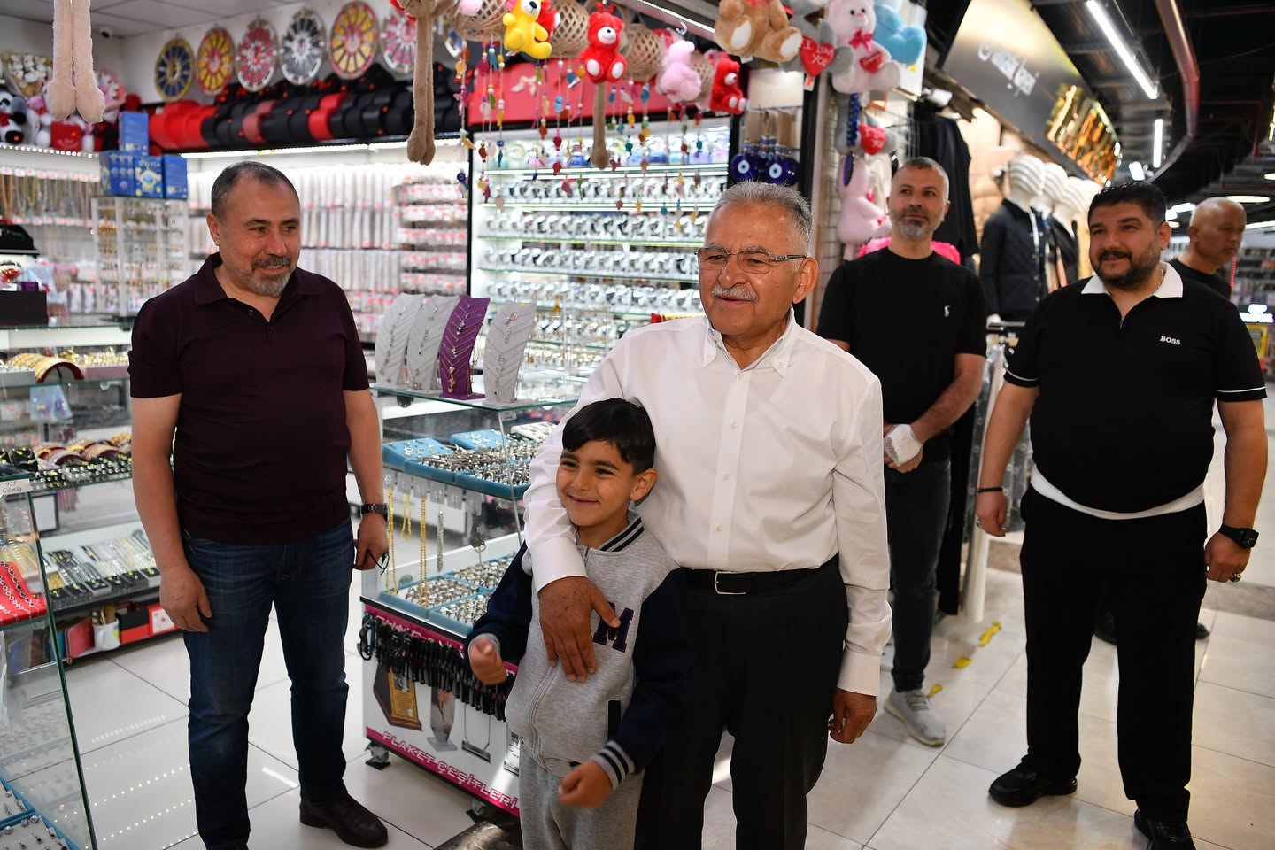 Başkan Büyükkılıç’tan Yeraltı Çarşısı’na Ziyaret