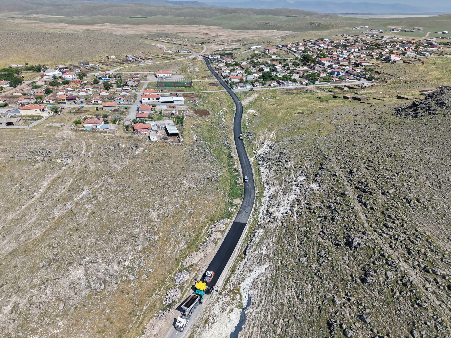 Kayseri Büyükşehir’den İncesu Kırsalına 17,5 Milyon TL’lik Sıcak Asfalt Yatırımı
