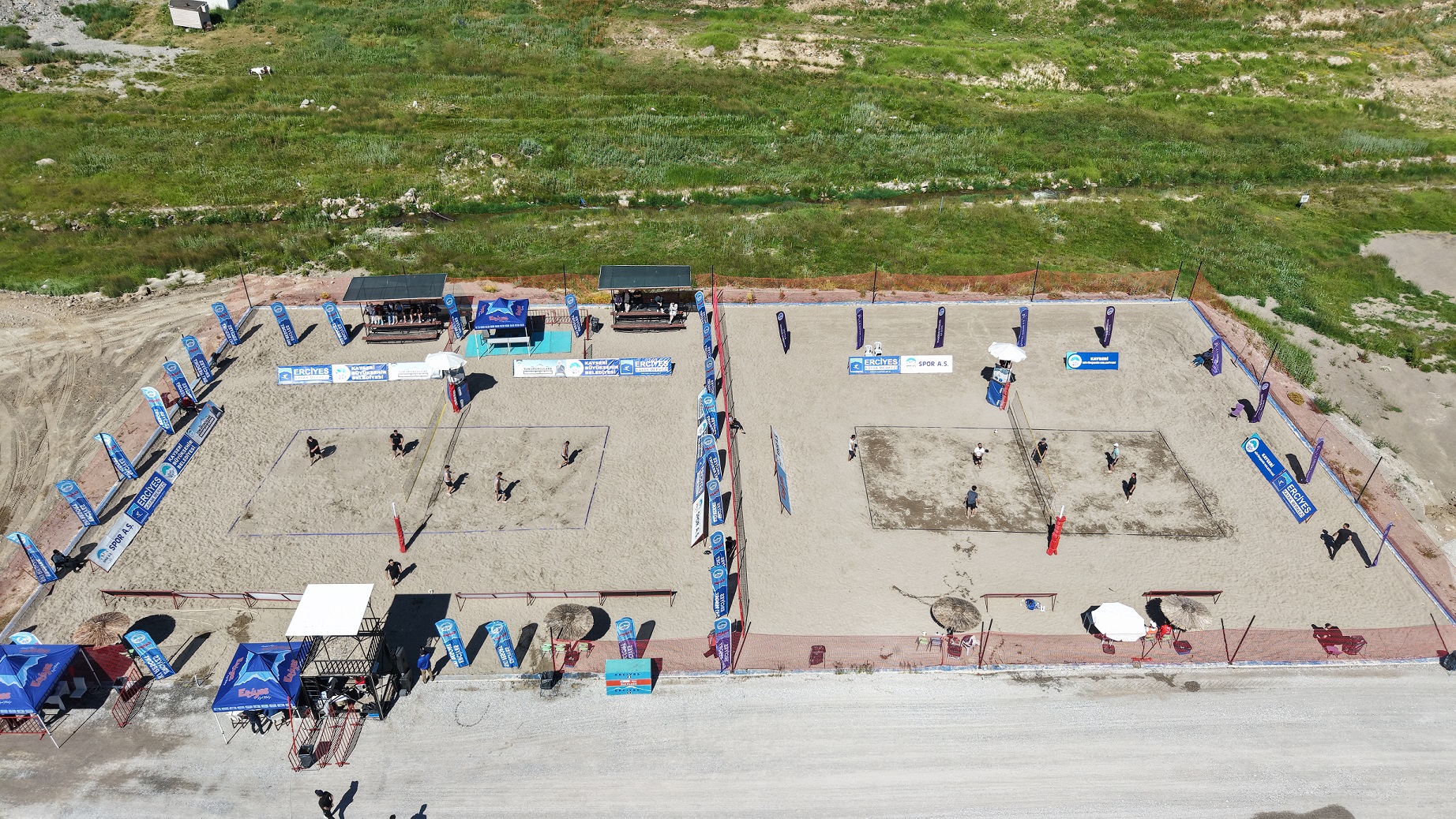 Erciyes’te 2 Bin 200 Metrede Plaj Voleybolu Heyecanı Yaşandı