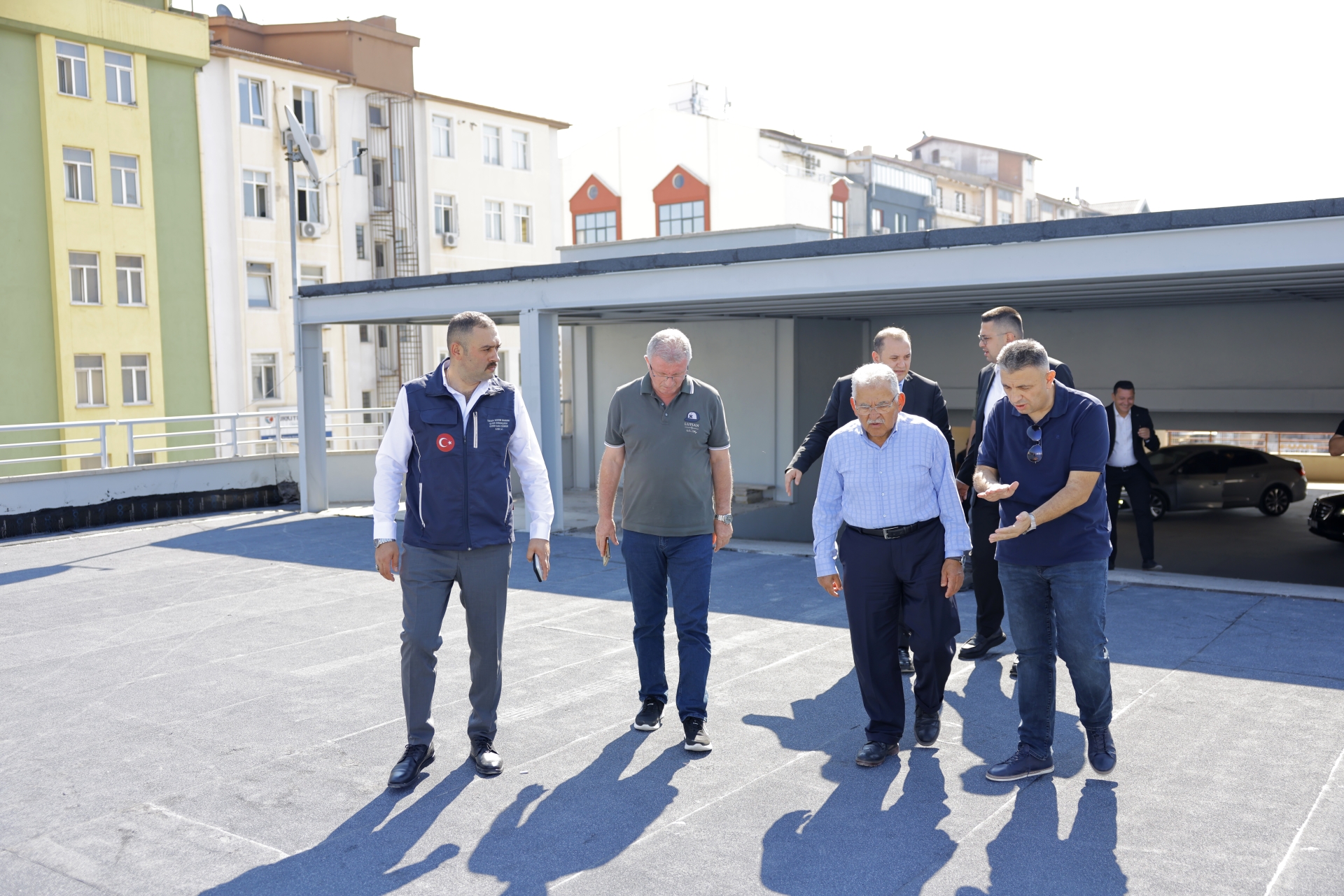 Başkan Büyükkılıç, Bedesten Katlı Otoparkı’ndaki Çalışmaları Yerinde İnceledi
