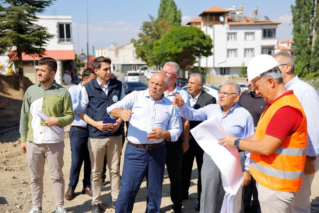 Başkan Büyükkılıç’tan Yahyalı’ya Kültür ve Turizm Vurgusu: “İlçenin Önemli Bir İhtiyacını Giderecek”