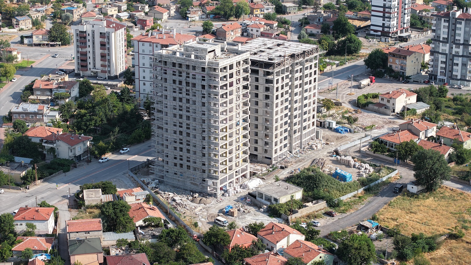 Büyükşehir İmzasıyla Alsancak’ta Büyük Dönüşüm: İlk Etap Yüzde 60’ta, İkinci Etap Başladı