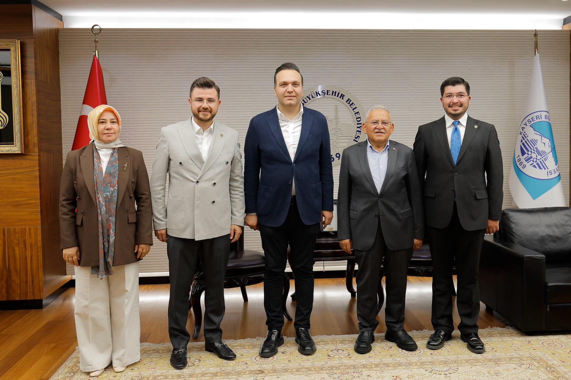 Başkan Büyükkılıç, Gençlerle Buluştu: “Biz Sizler İçin Varız”