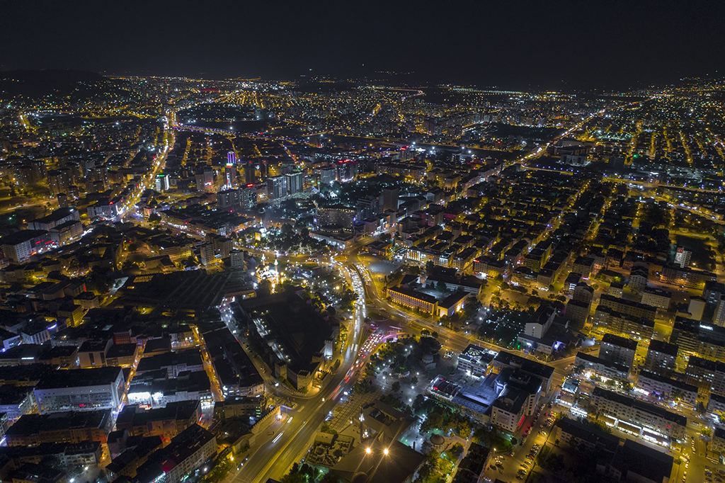 Cumhuriyet Meydanı Gece