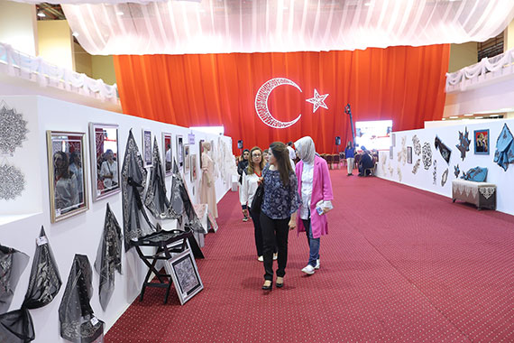 Asmek'ten Kaymek'e Övgü