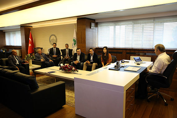 Büyükşehir'den Gençlere Hediye