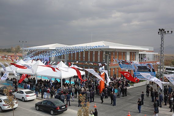 Büyükşehir'den Tomarza'ya Üç Eser