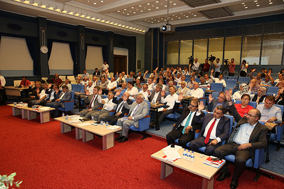 Büyükşehir Meclisi'nden Örnek Davranış