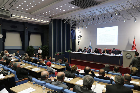 Büyükşehir Meclisi Terörü Kınadı