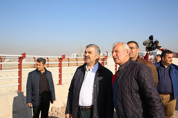 Büyükşehir Yollar Açmaya Devam Ediyor