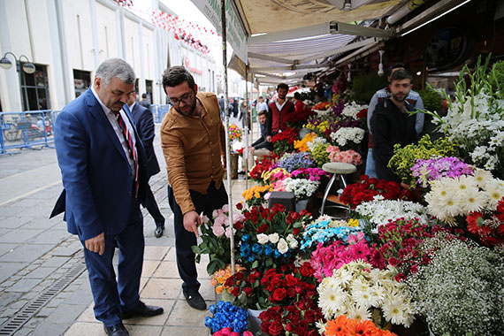 Çınaraltı'nda Başkan'la Muhabbet