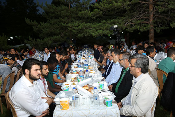 Farklı Ülkeler Aynı Sofrada