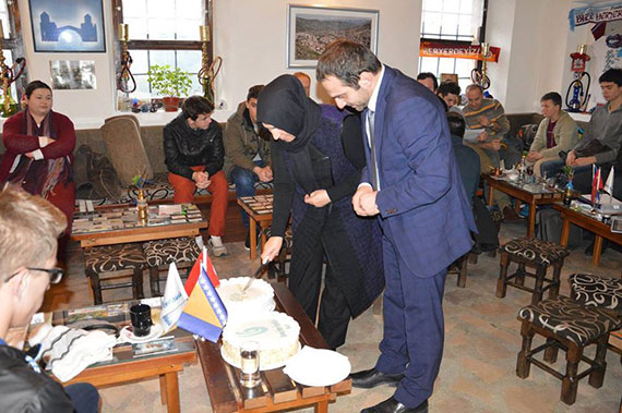 Kardeşlik Köprüsü Kaymek