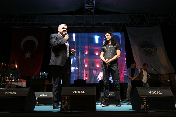 Nöbette İki Hafta Geçti
