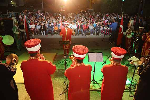 Ramazan Tır'ı Anayurt'tan Yola Çıktı