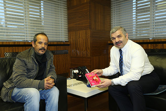 Ünlü Yazarlar Kayseri'ye Gelmeye Devam Ediyor