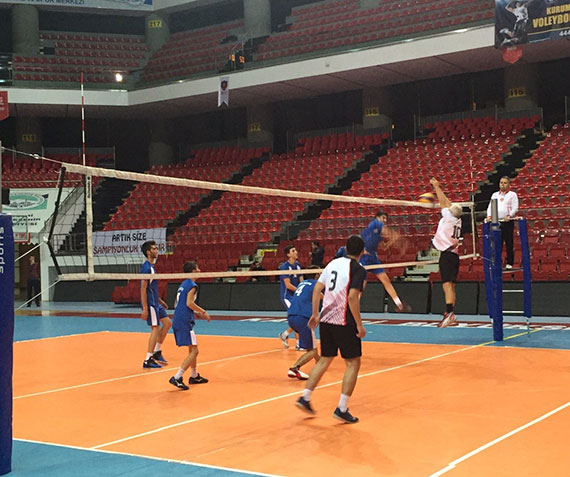 Voleybol Heyecanı Sürüyor