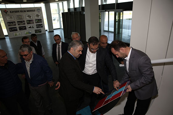 Yatırımlar Sürüyor, Tempo Düşmüyor