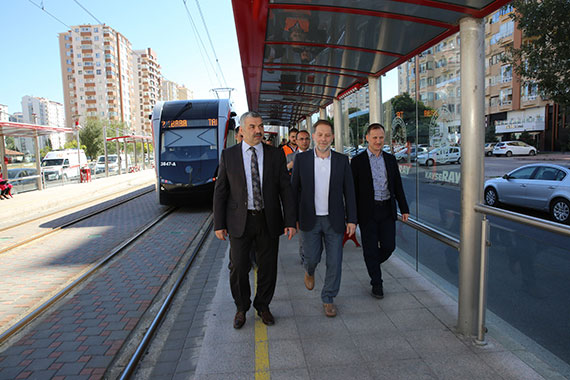 Yolcu Olarak Test Etti